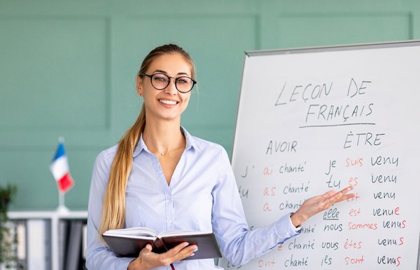 Les étapes clés pour devenir professeur de français avec succès