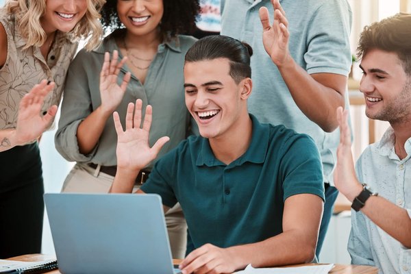 Comment concevoir et mettre en œuvre des initiatives de team building virtuel ?